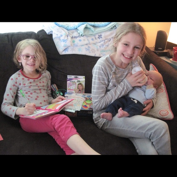 Meet your Posher, Emily - Picture 3 of 6